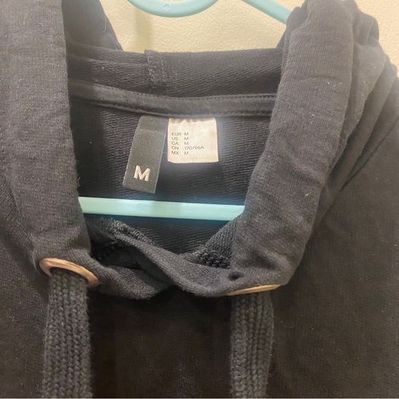 H&M cropped hoodie - Picture 4 of 6
